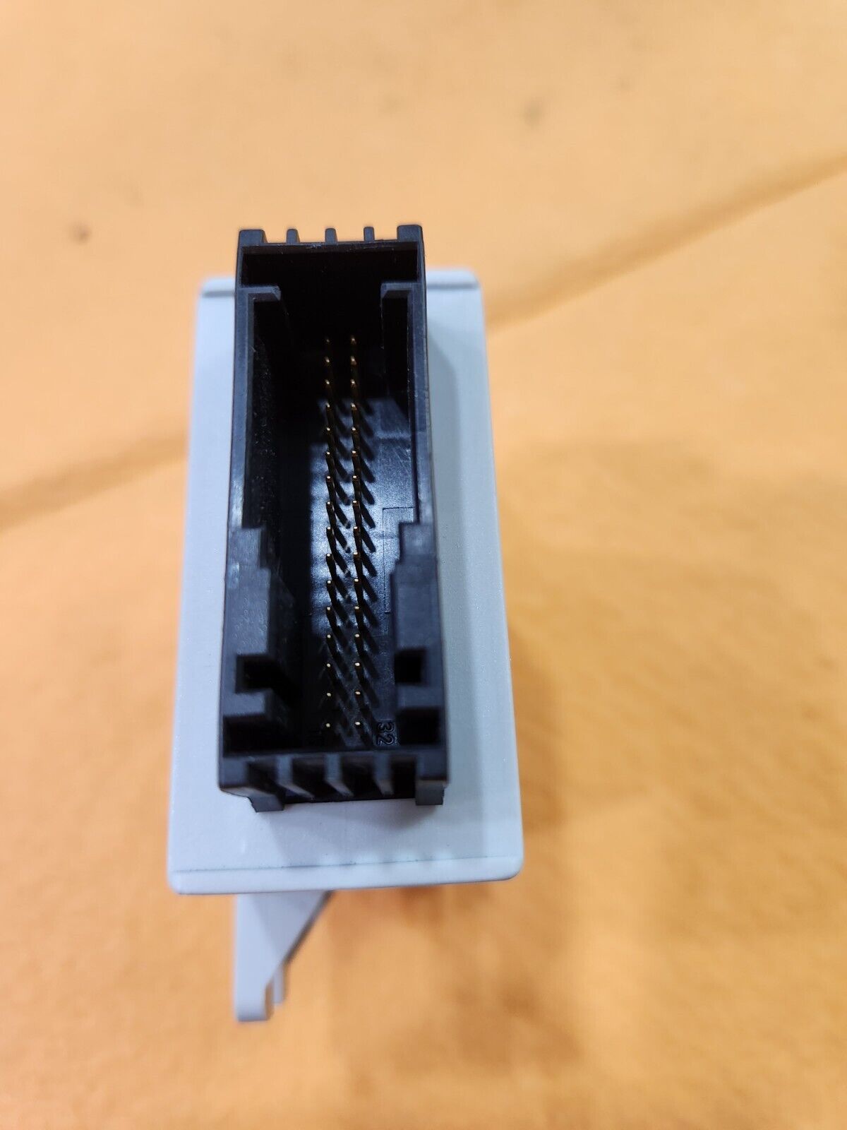 Tire Pressure Monitoring Sensor Receiver For Mercedes Benz A0025407545 (NEW)