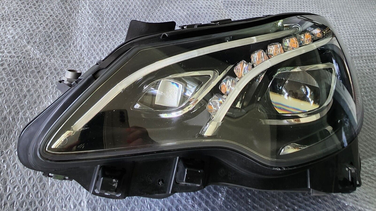 Headlamp Mercedes Benz E350 2014-2016 Left Side LED OEM