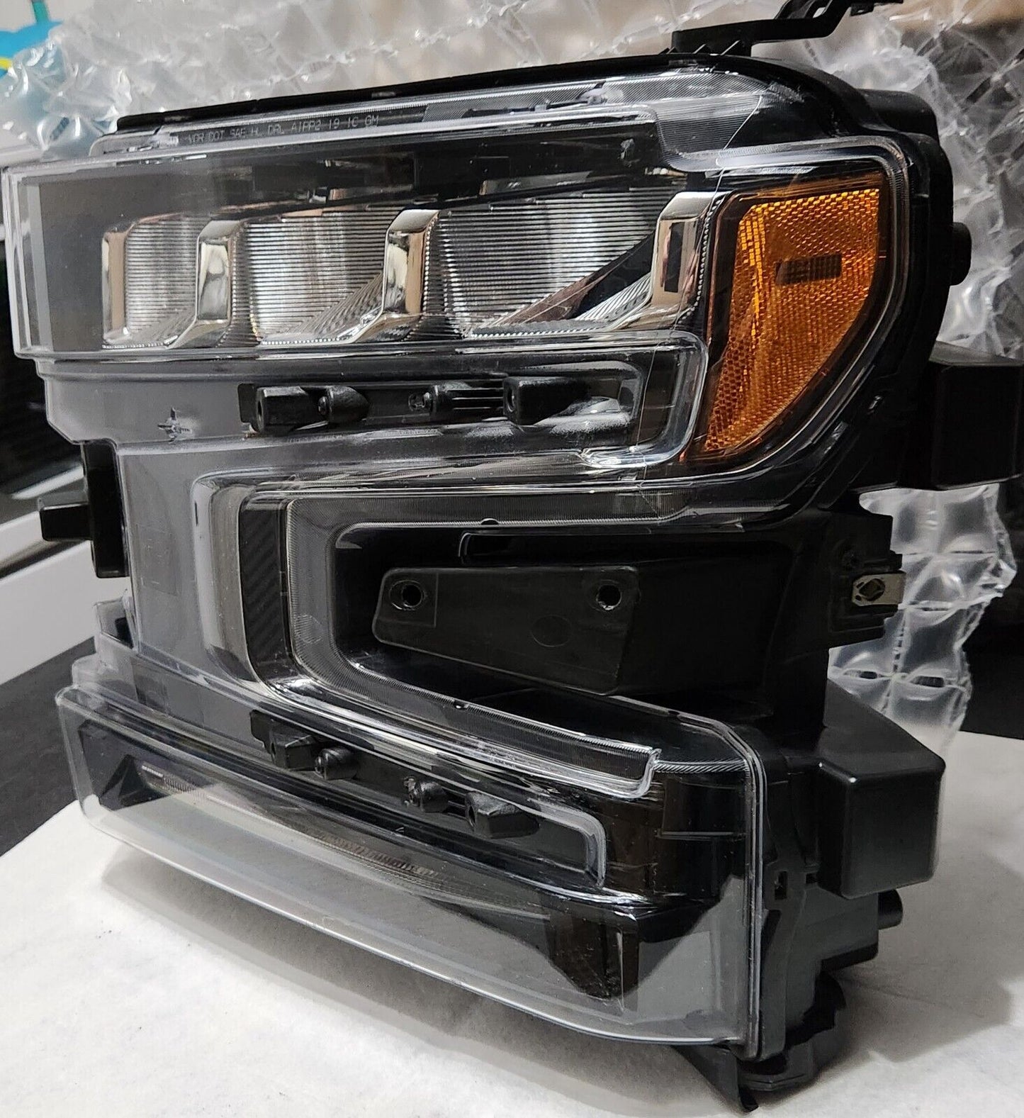 Headlamp Chevrolet Silverado 1500 2019-21 OEM Left Side