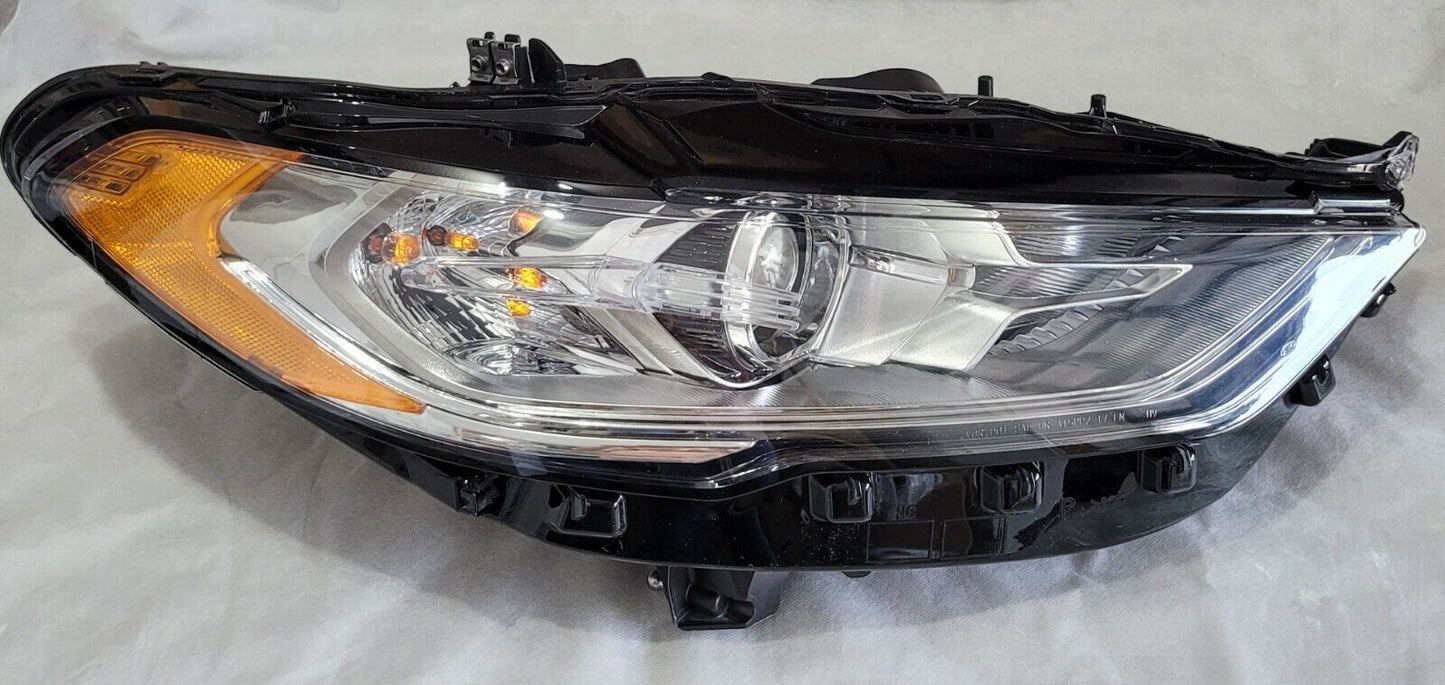 Headlamp Ford Fusion 2017-20 OEM Right Side Halogen(LIKE NEW)