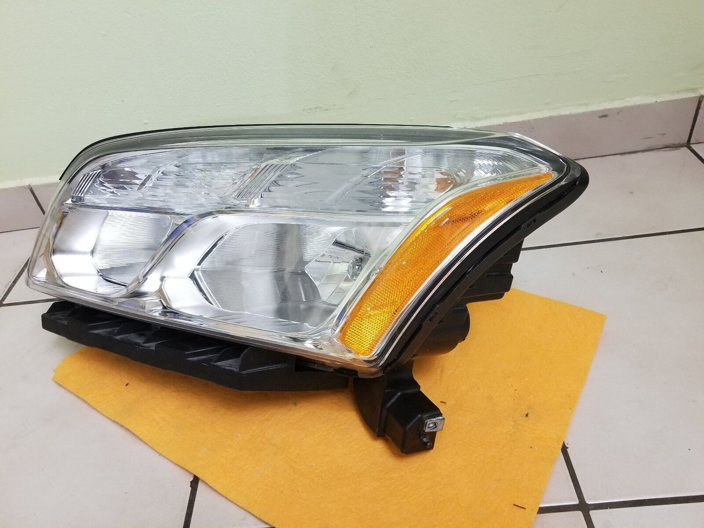 Headlamp Chevrolet Trax OEM 2013-16 Left Side