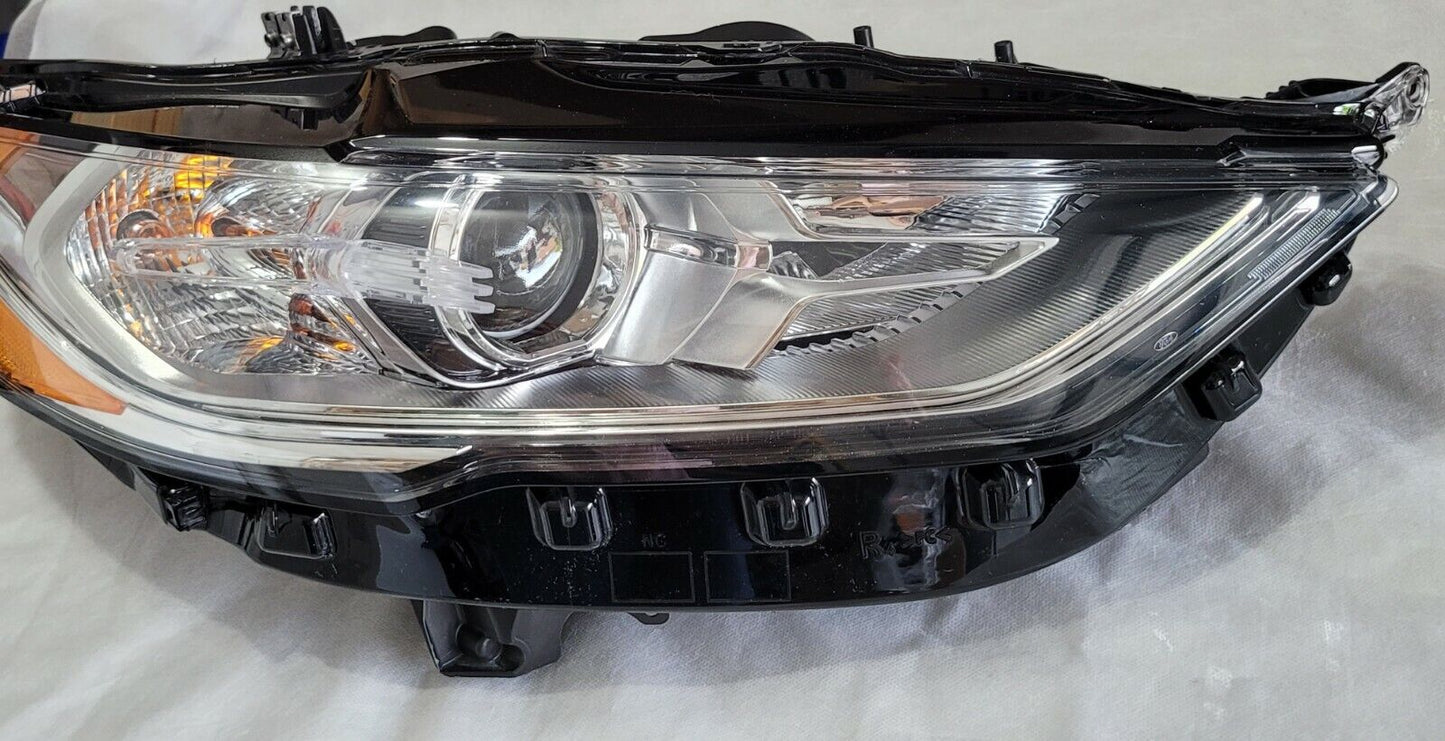 Headlamp Ford Fusion 2017-20 OEM Right Side Halogen(LIKE NEW)