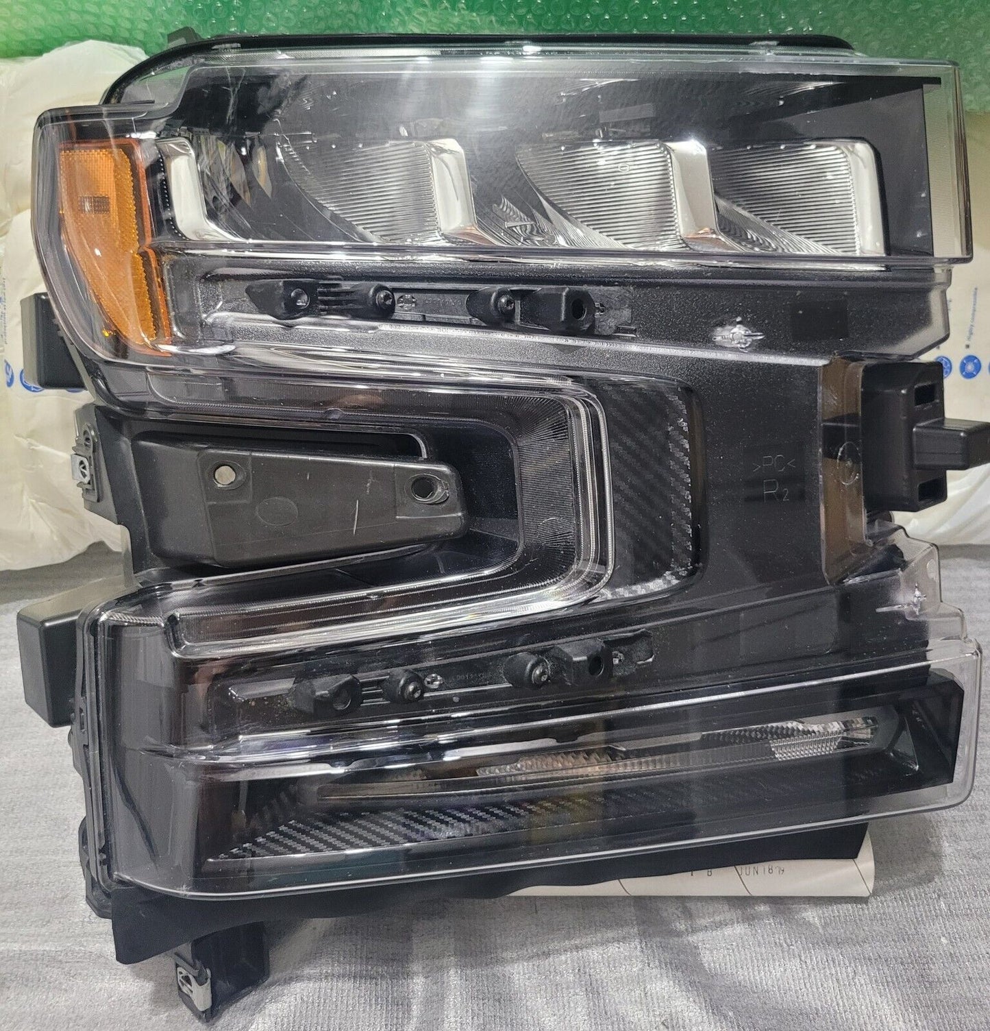 Headlamp Chevrolet Silverado 1500 2019-21 OEM Right Side LED